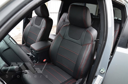 Passgenaue Sitzbezüge für Toyota Tacoma 3 (N300) (2015–2023), Lederoptik