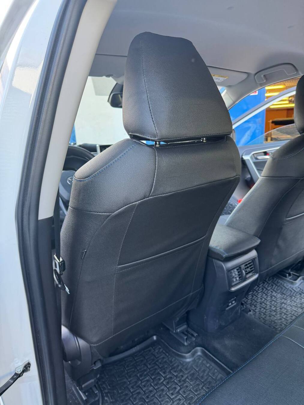 Set coprisedili su misura per Toyota Rav4 5 Hybrid (2018 - 2025), Leather style