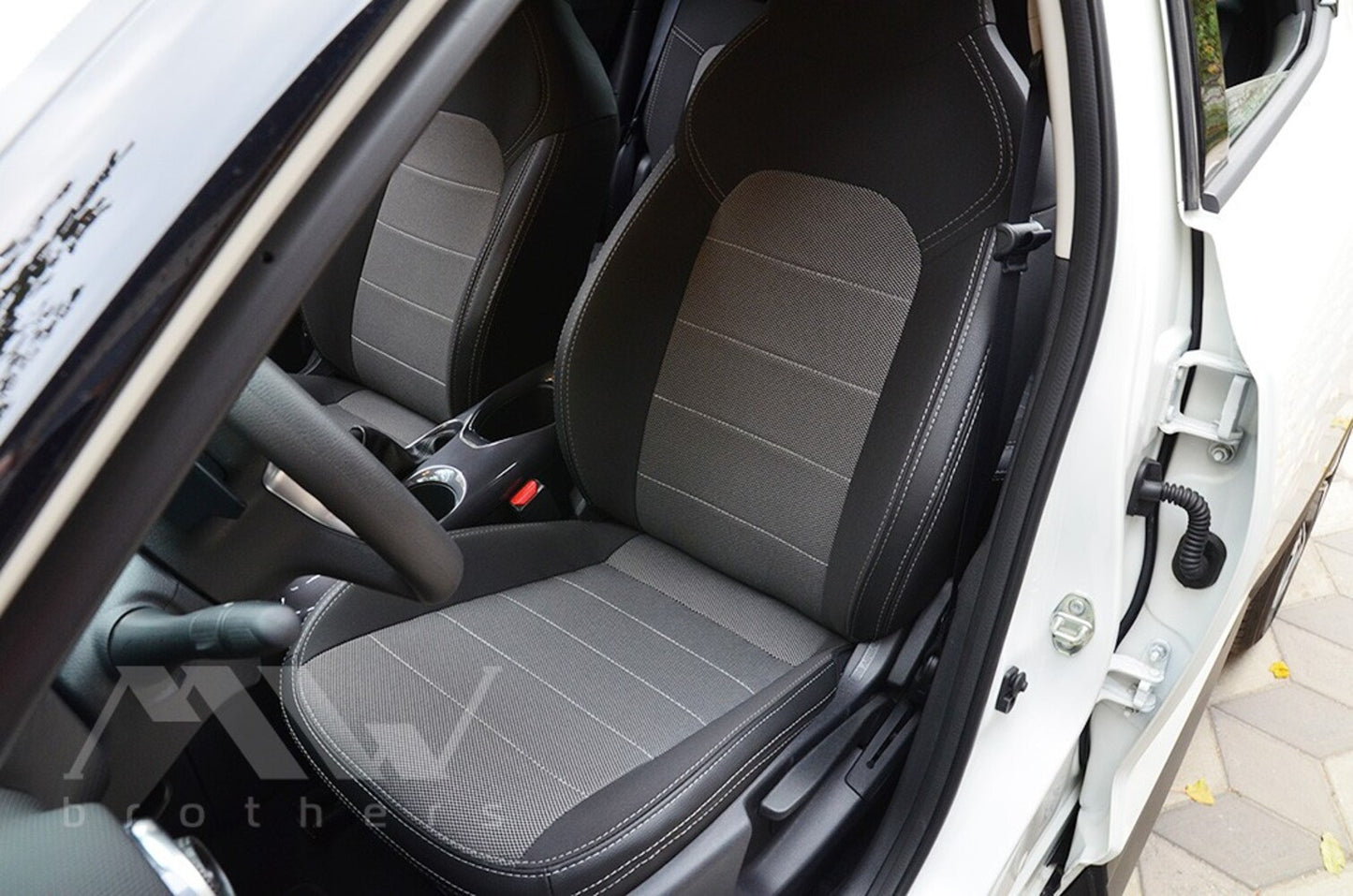 Set coprisedili su misura per Nissan Juke 2 (F16) (2019-), Comfort style