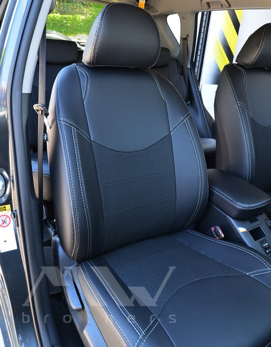 Maßgefertigte Sitzbezüge für Toyota RAV4 3 (2005–2016), Dynamic Style