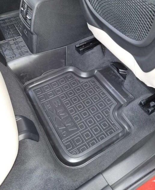 Set tappetini di gomma su misura per BMW X1 (F48) (2015-2022)