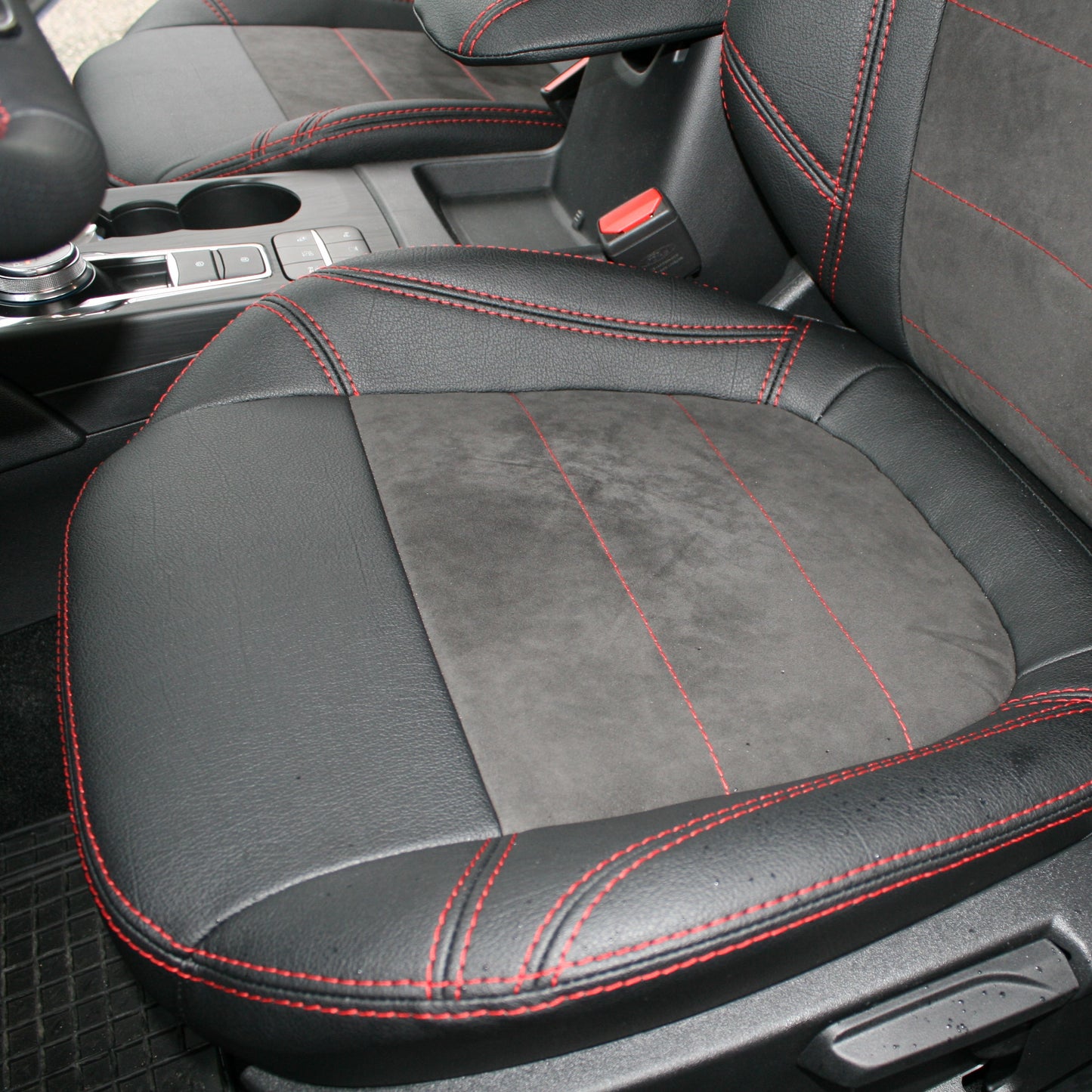 Set coprisedili su misura per Ford Focus 4 (2018-2025), Leather Style