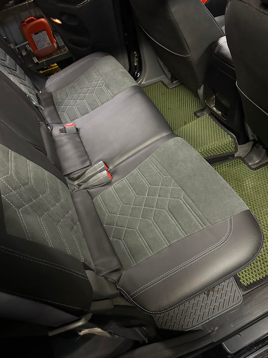 Coprisedili su misura Leather Style per Toyota Land Cruiser Prado 120 2002-2009 - ecopelle e Alcantara