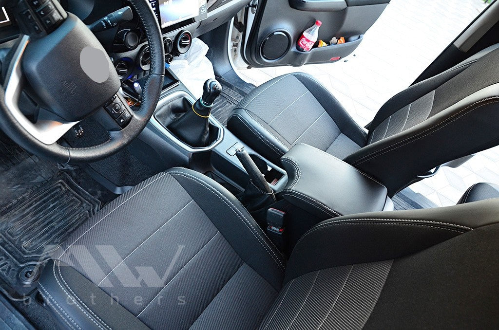 Set coprisedili su misura per Toyota Hilux 8 (2015 - oggi), Comfort Style