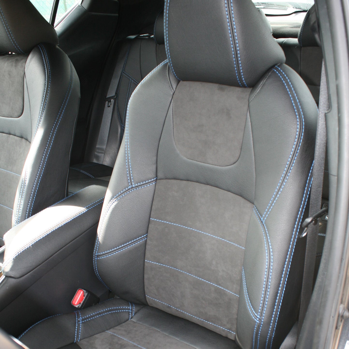 Set coprisedili su misura per Toyota C-hr Hybrid (2016-2023), LEather Style