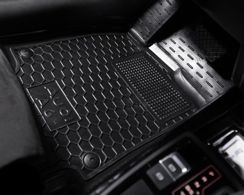 Set tappetini di gomma su misura per Audi A6 (C7) (2011-2018)
