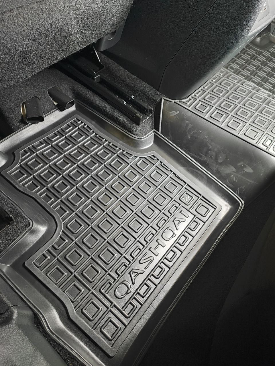 Set tappetini di gomma su misura per Nissan Qashqai 3 (J12) (2021-)