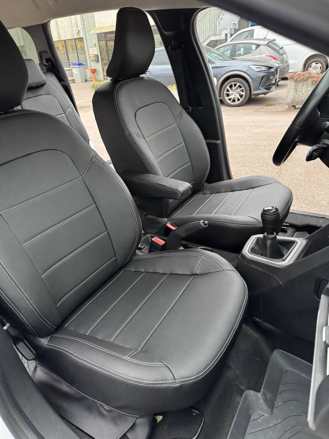 Set coprisedili su misura per Dacia Jogger (2021-oggi), Dynamic Style