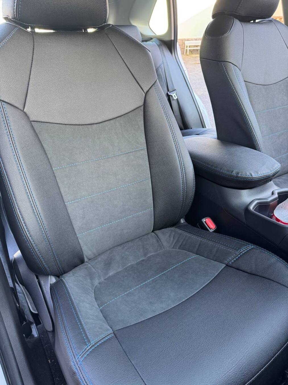 Set coprisedili su misura per Toyota Rav4 5 Hybrid (2018 - 2025), Leather style