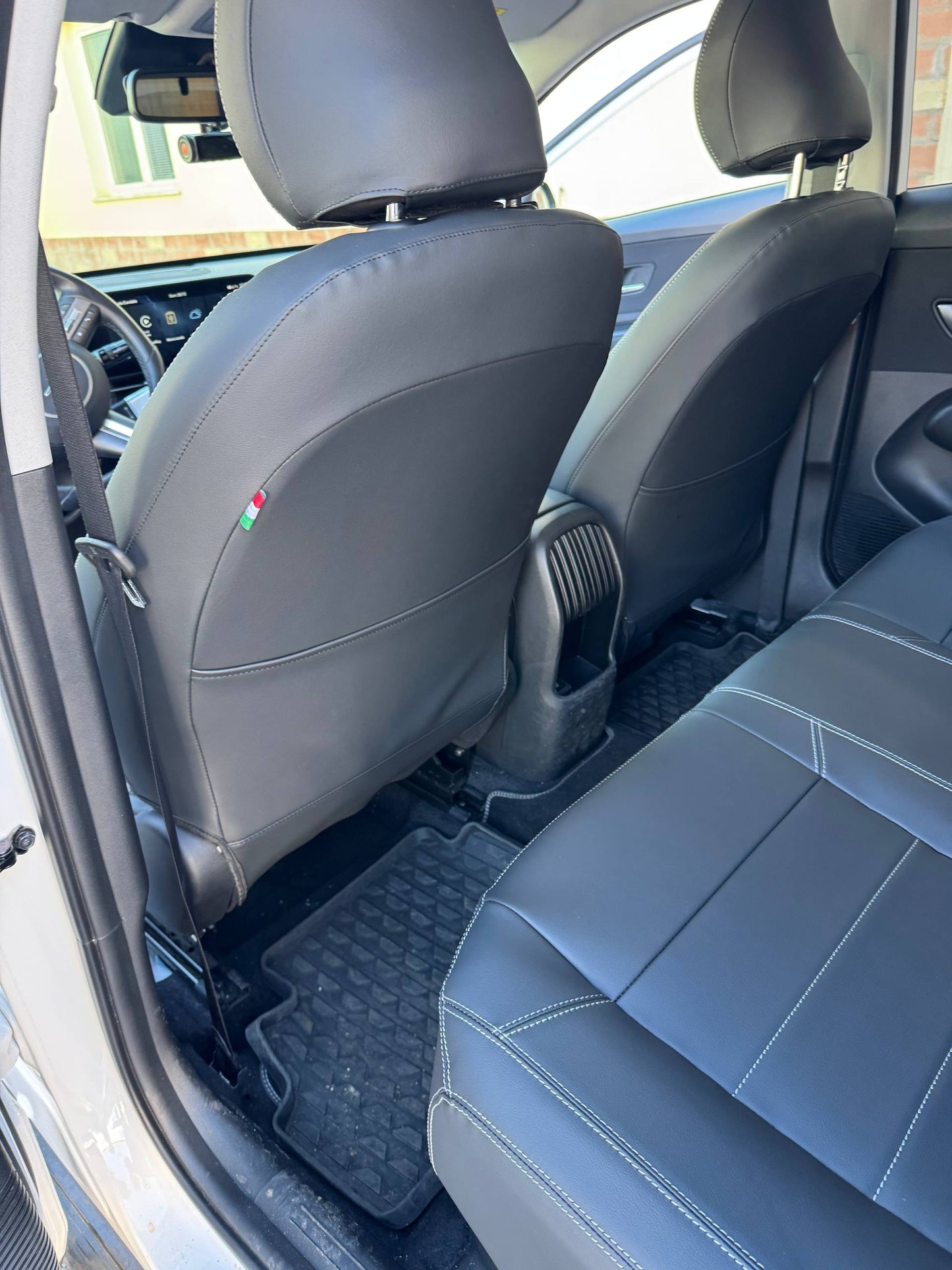 Set coprisedili su misura per Hyundai Kona 2 (2023+) SX2 Hybrid, Leather Style