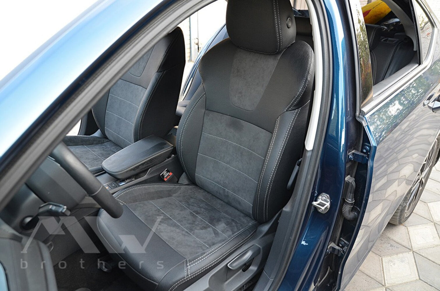 Set coprisedili su misura per Skoda Octavia A8 (2020 in poi), Leather Style