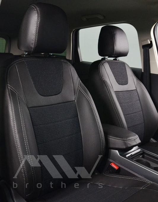 Set coprisedili su misura per Ford Kuga 2 (2012-2019), serie Dynamic - ecopelle BiElastic e tessuto automotive