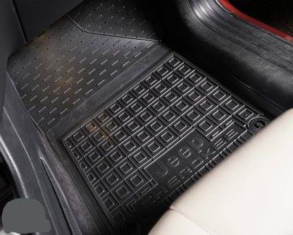 Set tappetini di gomma su misura per Jeep Cherokee KL (2014 - 2023)