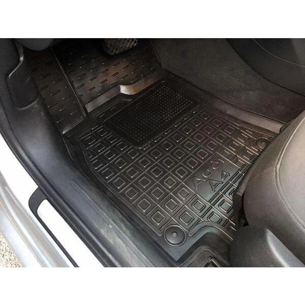 Set tappetini di gomma su misura per Audi A4 B8 (2008-2015)