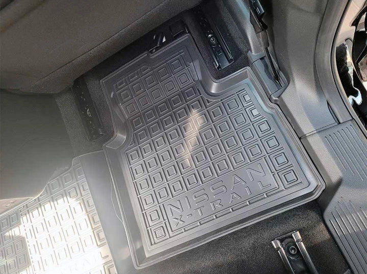 Set tappetini di gomma su misura per Nissan X-Trail T33 (2021-)