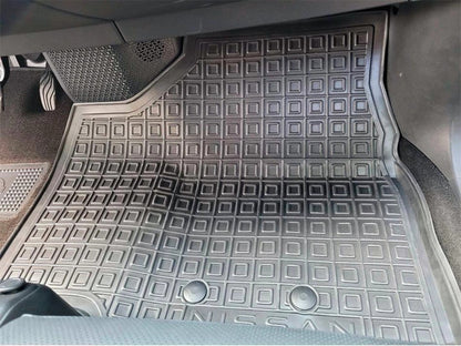 Set tappetini di gomma su misura per Nissan Nissan Ariya (2022 - oggi)