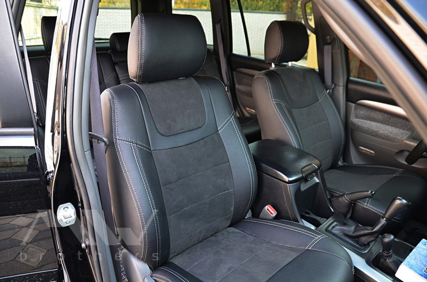 Set coprisedili su misura Toyota Land Cruiser Prado 120 (2002-2009), Leather Style