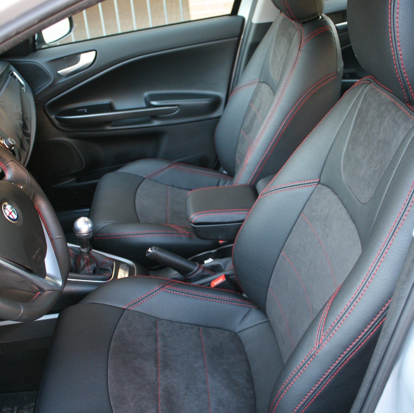 Set coprisedili su misura per  Alfa Romeo Giulietta Restyling(2013-2020), Leather Style