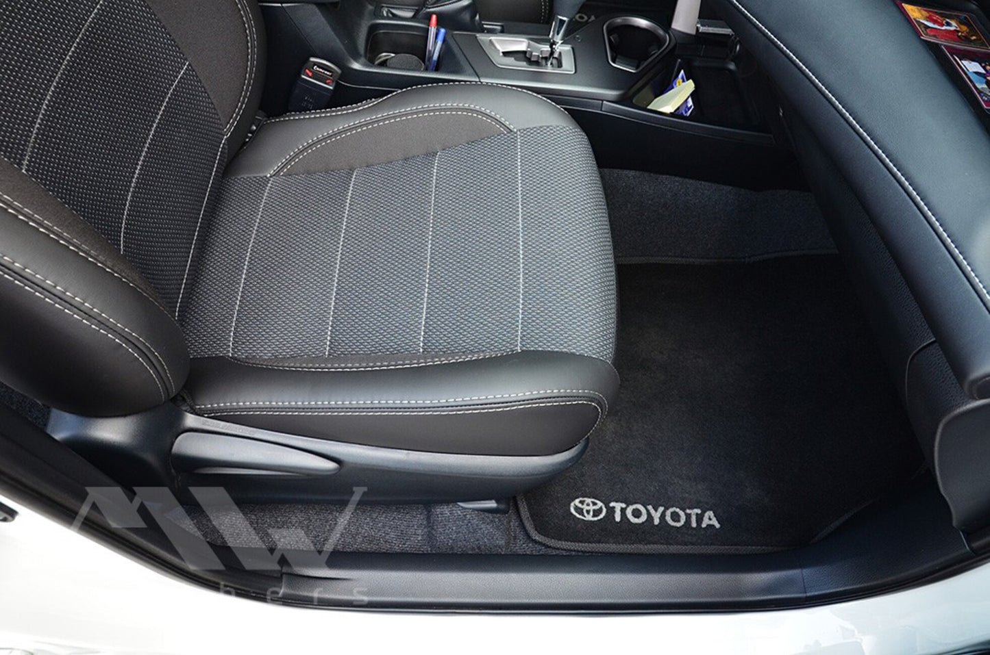 Set coprisedili su misura per Toyota rav4 4 (2012-2018), Comfort Style
