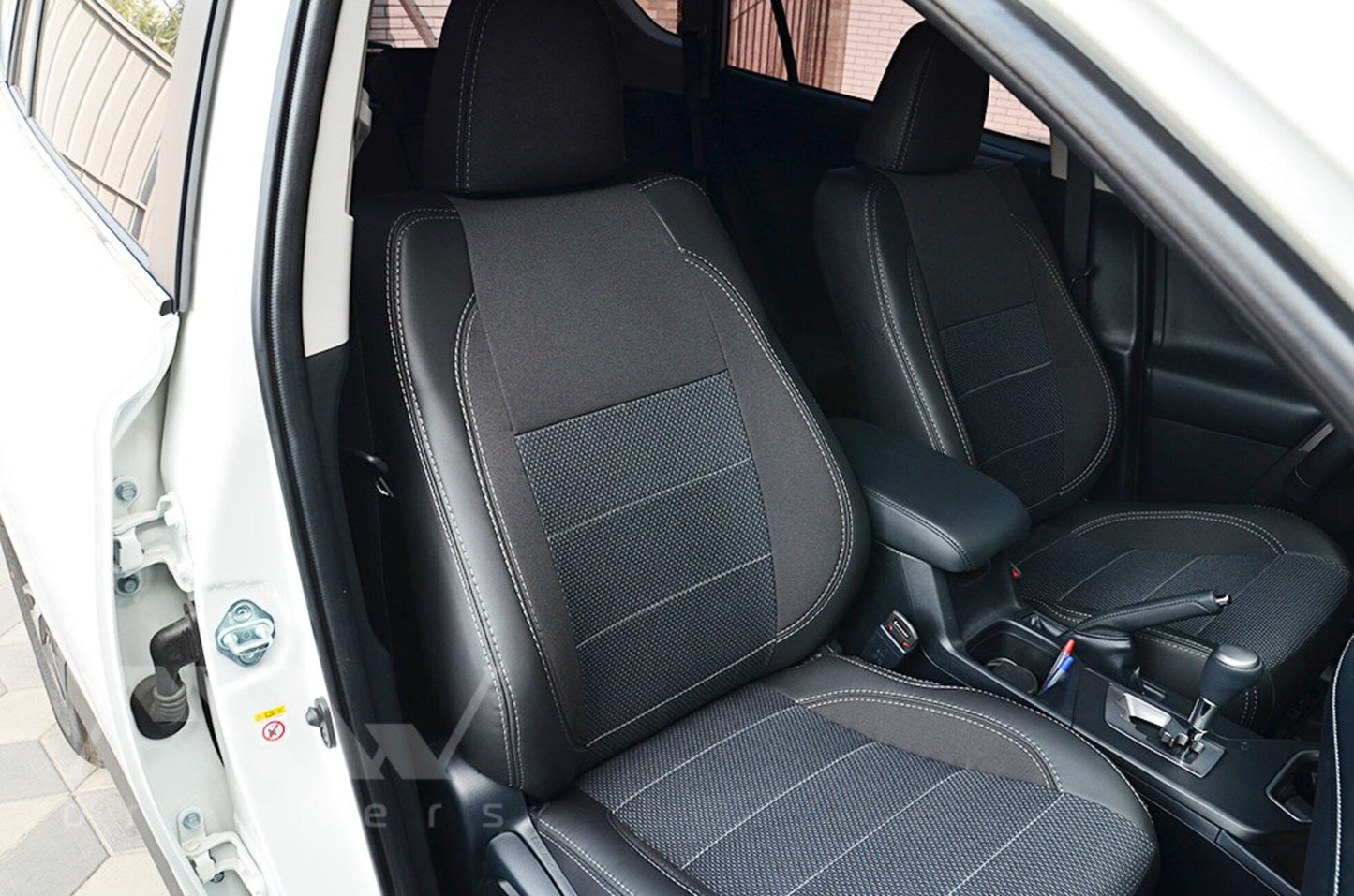 Set coprisedili su misura per Toyota rav4 4 (2012-2018), Comfort Style