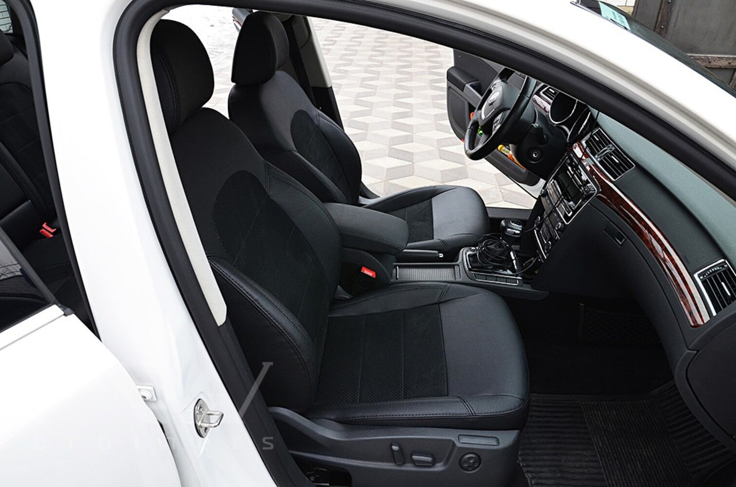 Set coprisedili su misura per Skoda Superb II (2008–2015), Leather Style
