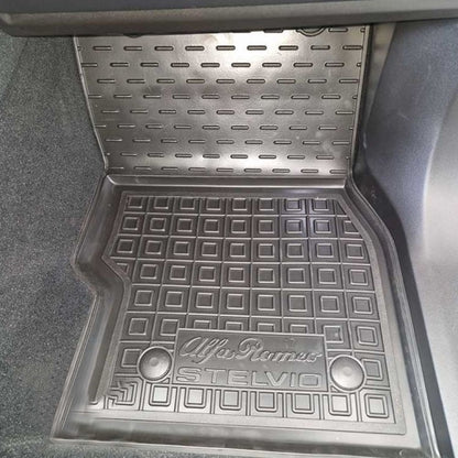 Set tappetini di gomma si musira per Alfa Romeo Stelvio (2017-oggi)