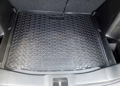 Tappeto di gomma su misura per Suzuki S-Cross (2021-oggi)