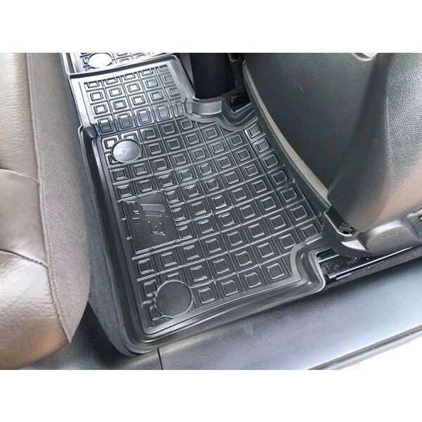 Set tappetini di gomma su misura per BMW i3 (2013-2022)