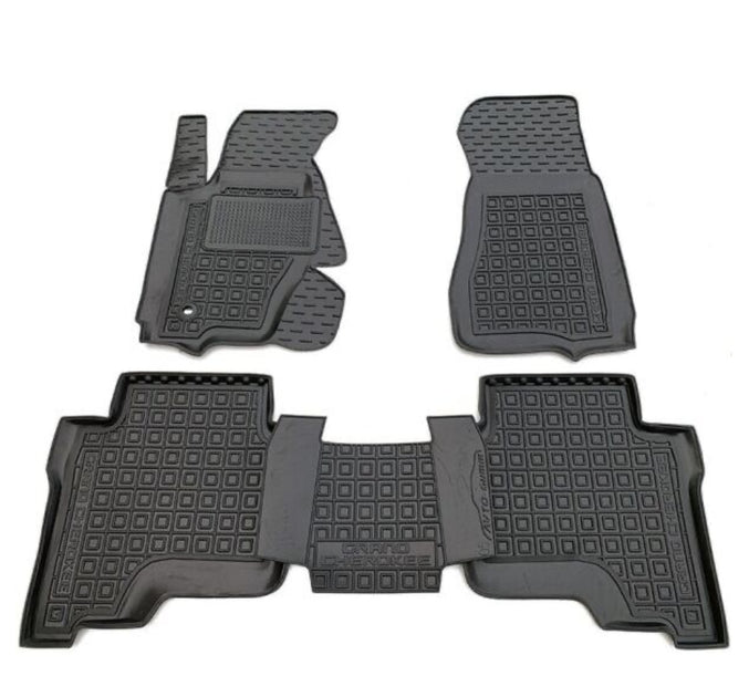 Set tappetini di gomma su misura per Jeep Grand Cherokee WK (2004–2010)