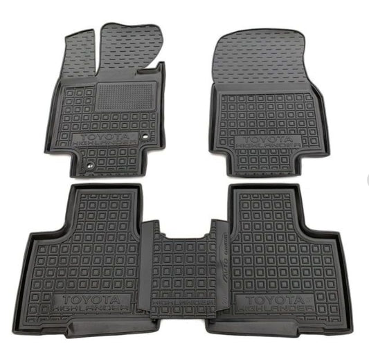 Set tappetini di gomma su misura per Toyota Highlander 4 (2020-oggi)