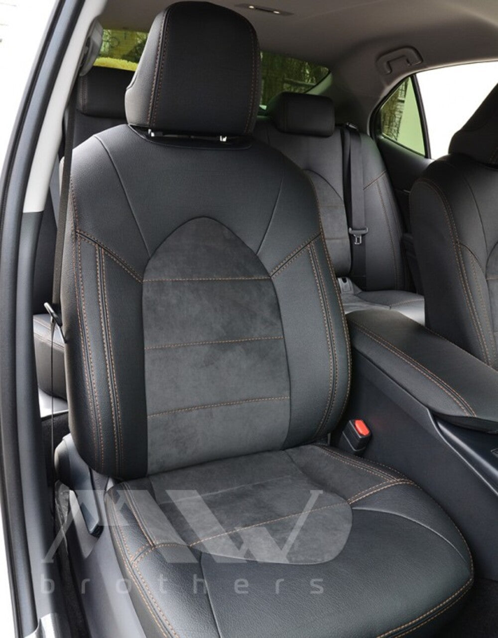 Set coprisedili su misura per Toyota Camry 70 (2017-2024), Leather Style