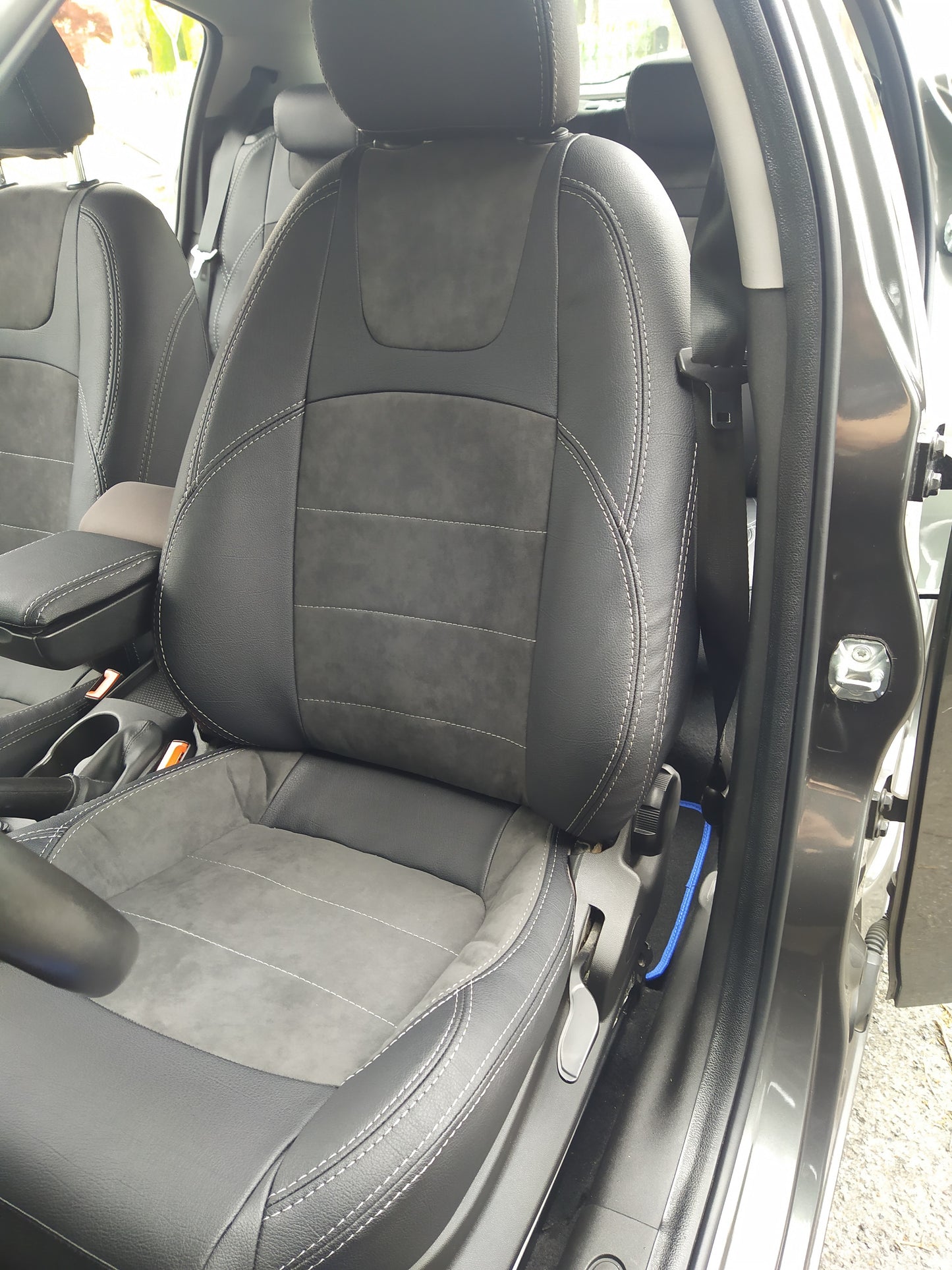 Set coprisedili su misura per  Alfa Romeo Giulietta Restyling(2013-2020), Leather Style