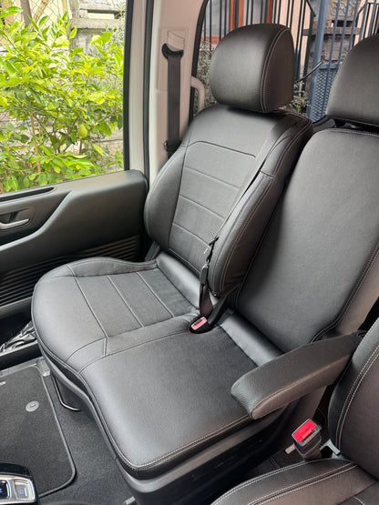 Coprisedili Dynamic Style per Hyundai Staria 2021 - dettaglio sedile anteriore