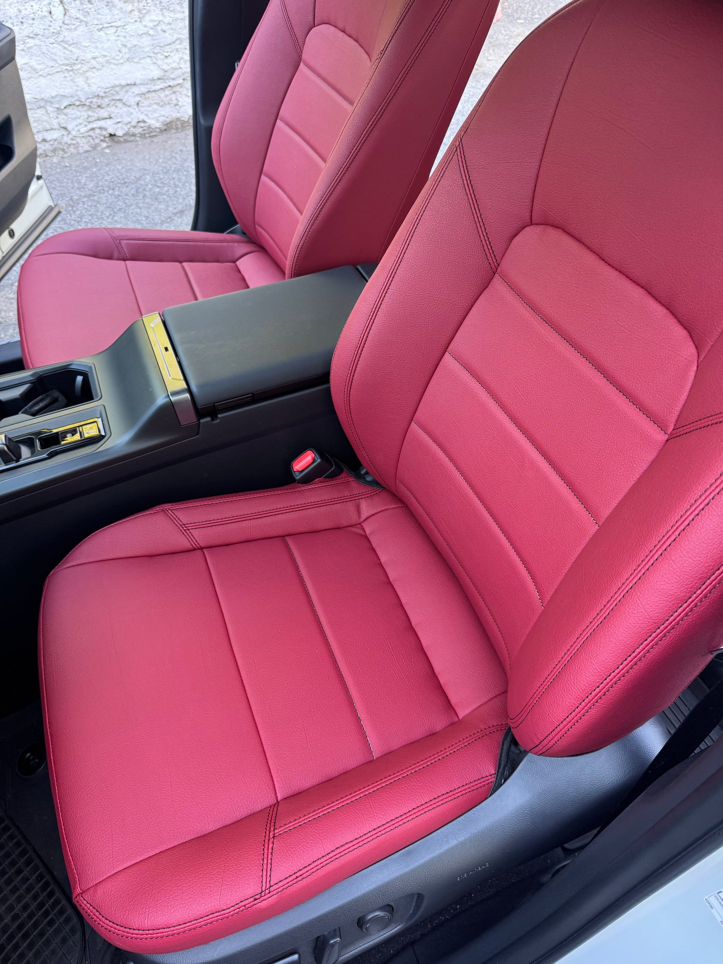 Set coprisedili su misura per Toyota RAV4 6 (XA60) (2025-oggi), Dynamic Style