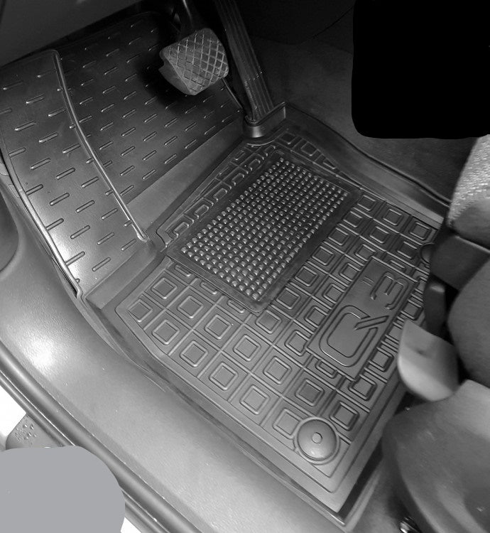 Set tappetini di gomma su misura per Audi Q3 (8U) (2011-2018)