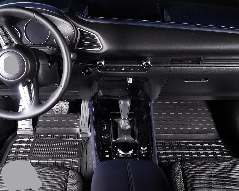 Set tappetini di gomma su misura per Mazda CX-30 (2019-oggi)