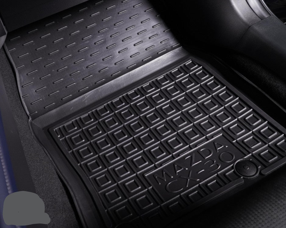Set tappetini di gomma su misura per Mazda CX-30 (2019-oggi)