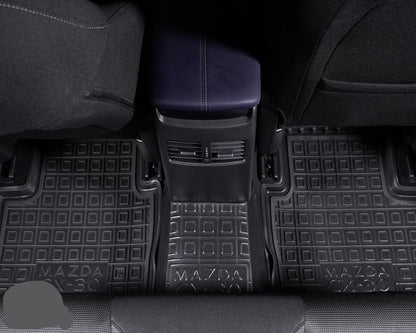 Set tappetini di gomma su misura per Mazda CX-30 (2019-oggi)