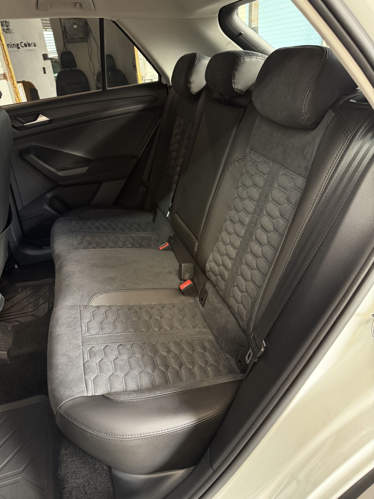 Set coprisedili su misura per Volkswagen T-Roc (2017-2025), Leather Style